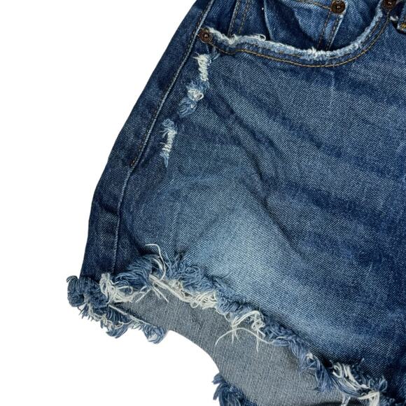 Abercrombie & Fitch Curve Love High Rise Mom Short 27 Distressed Denim - Picture 4 of 6